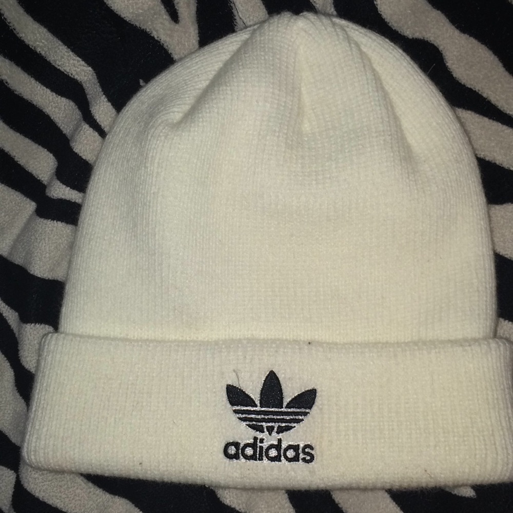 Adidas beanie